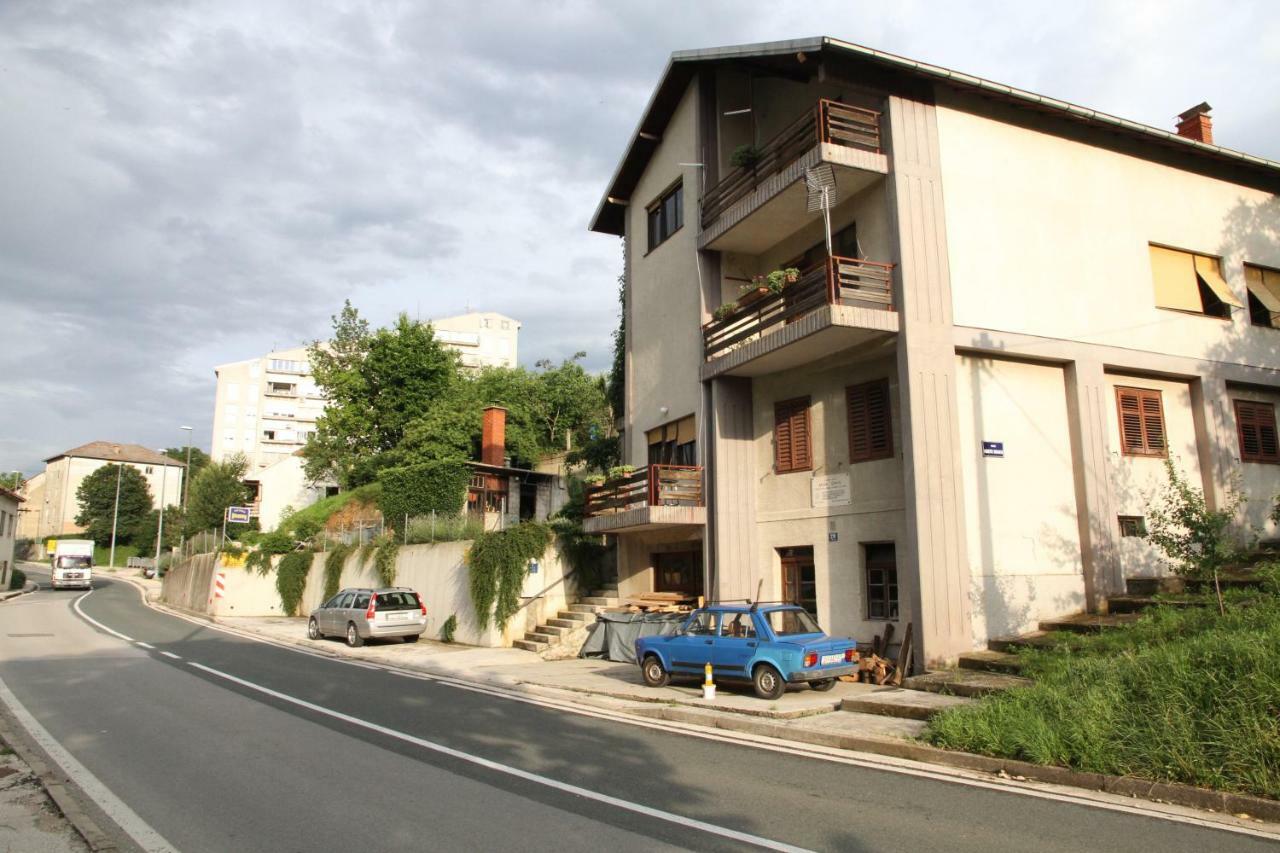 Rooms "Nada Zunic" Knin Bagian luar foto